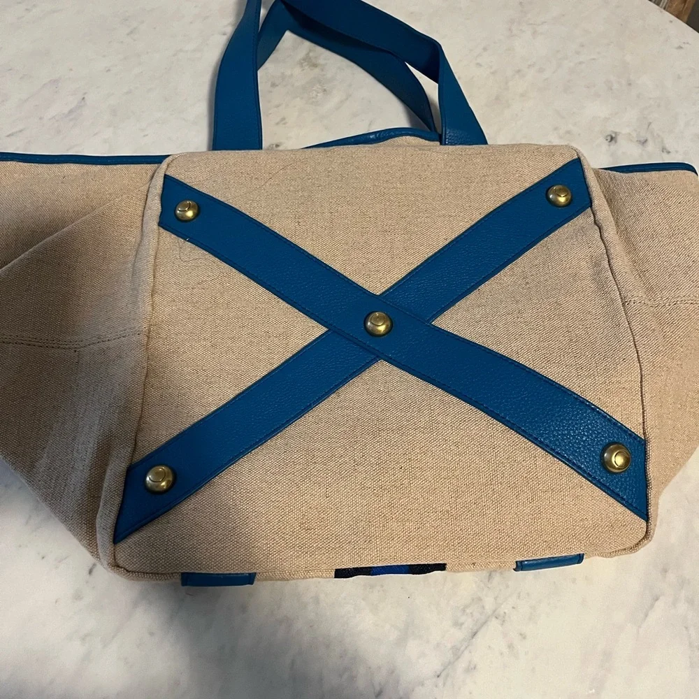 CORROON Personalized Jumbo Tote - Picture 2 of 6